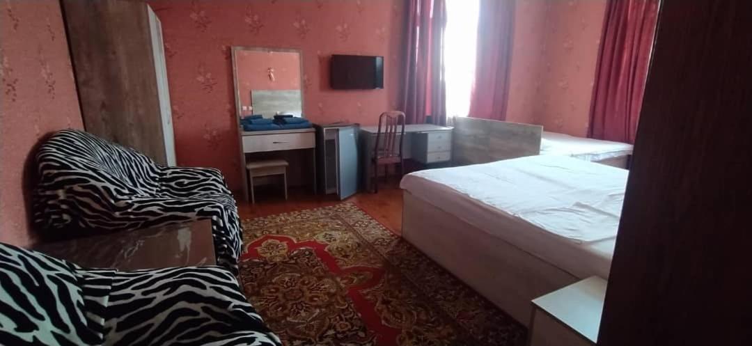 Pamir Hotel-Hostel Duşanbe Dış mekan fotoğraf